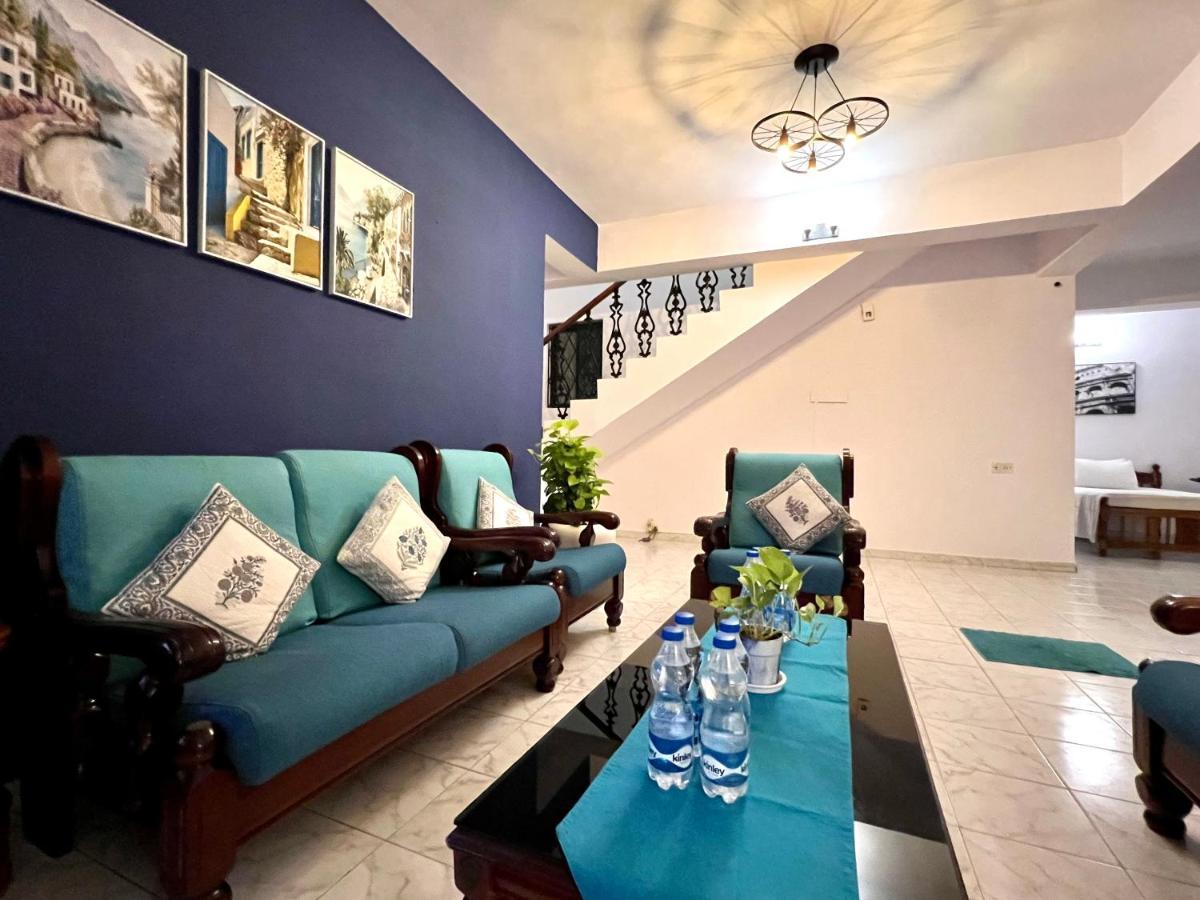 Villa By The Beach Goa Бенаулим Экстерьер фото