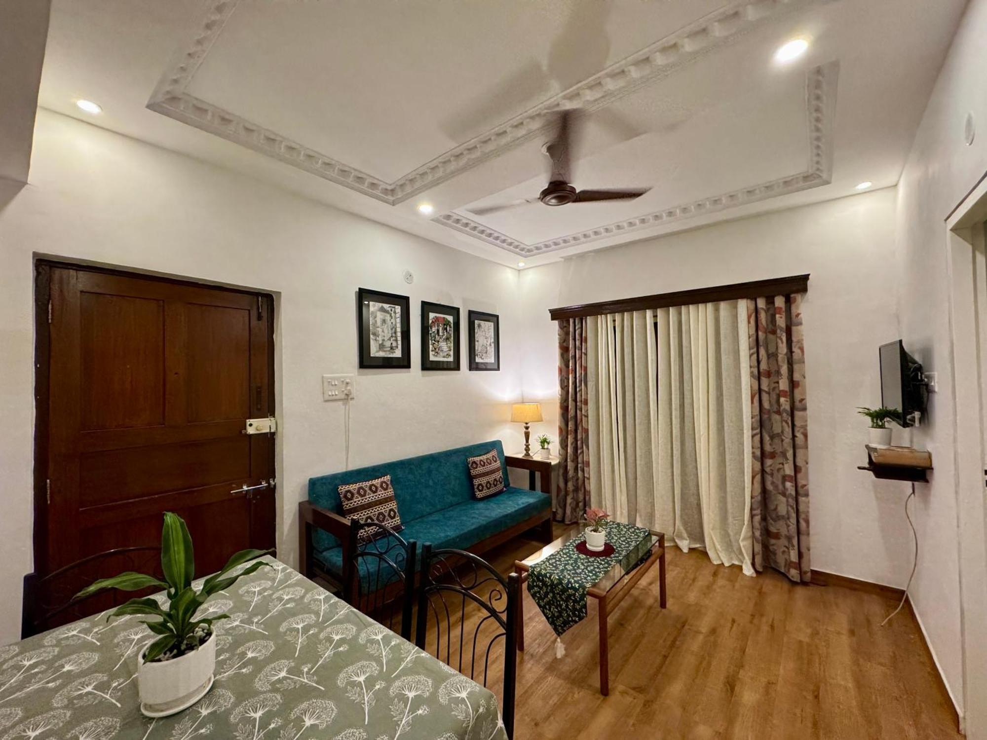 Villa By The Beach Goa Бенаулим Экстерьер фото